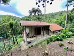 #CA0034 - Casa para Venda em Campos do Jordão - SP